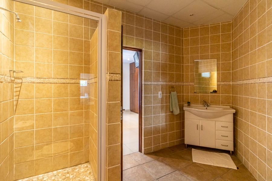 11 Bedroom Property for Sale in Gordons Bay Village Western Cape